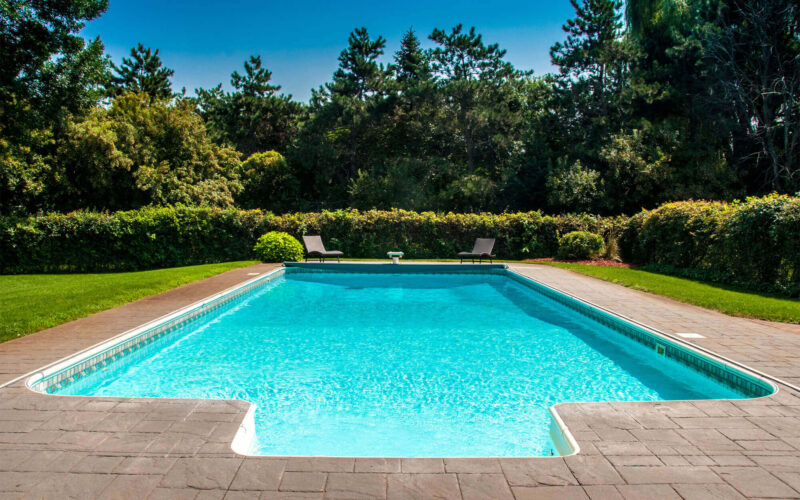 11-outdoor-pool